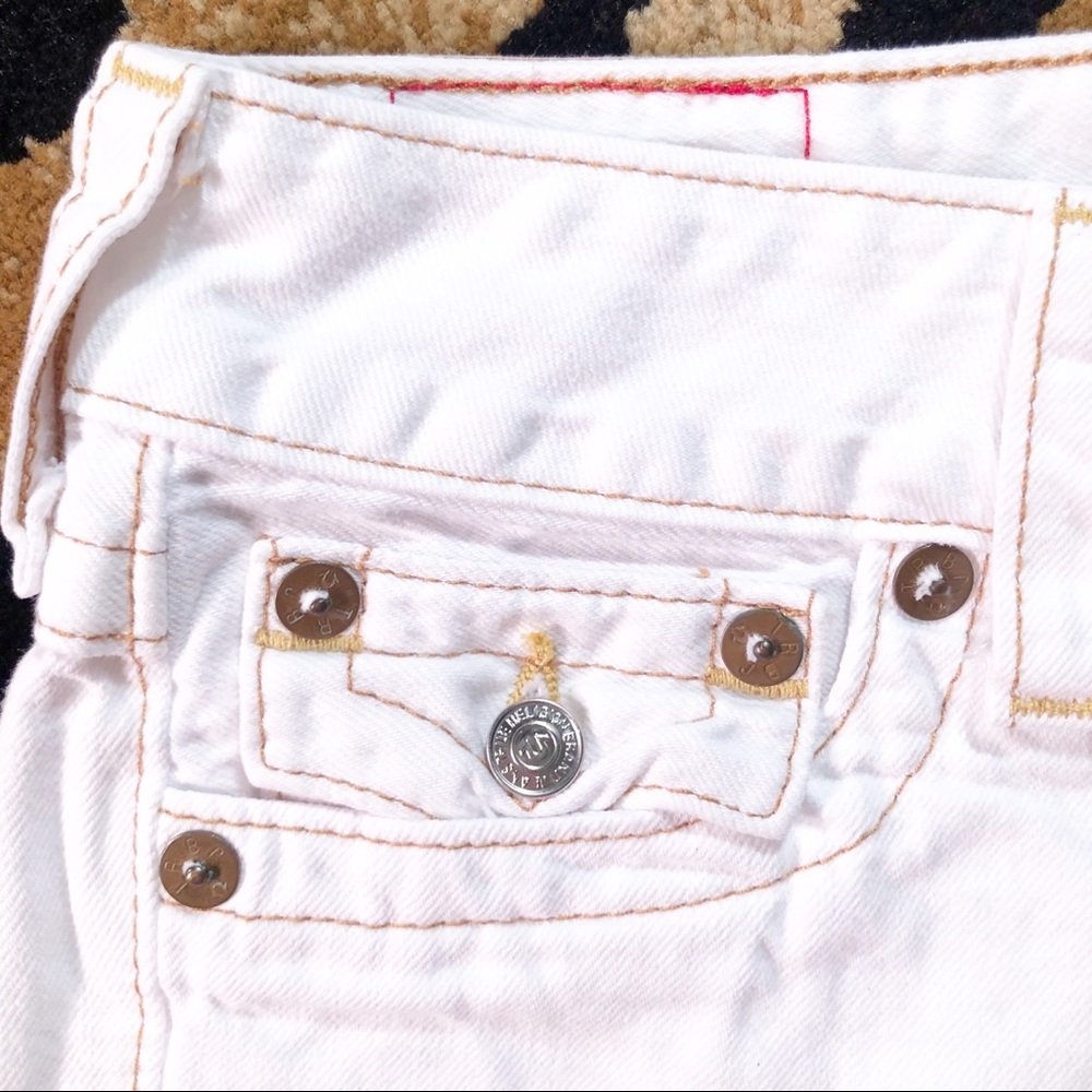 True Religion Keira Cutoff White Denim Shorts - Picture 5 of 8